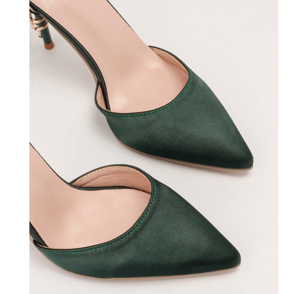 Green Satin High Heel Shoes Embellished Flowers Metal Gold Detail - Picture 4 of 16